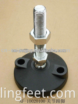 Plastic conveyor leveling feet